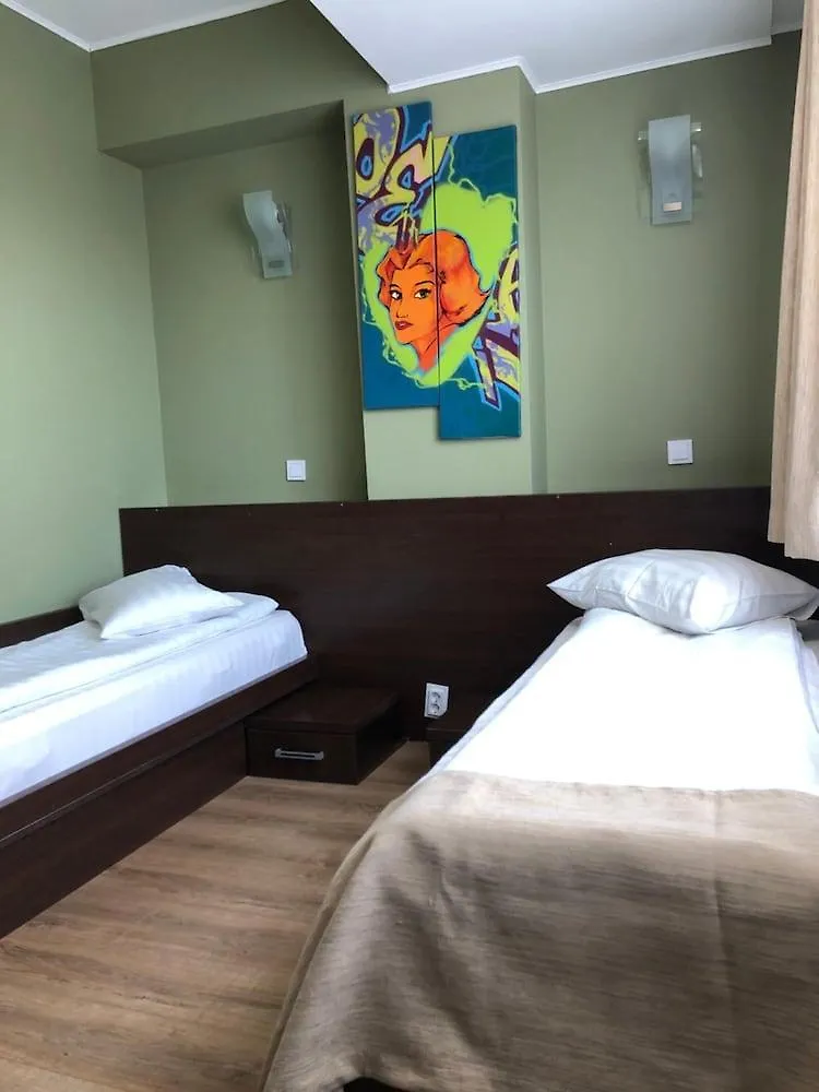 בוקרשט Graffiti Hotel