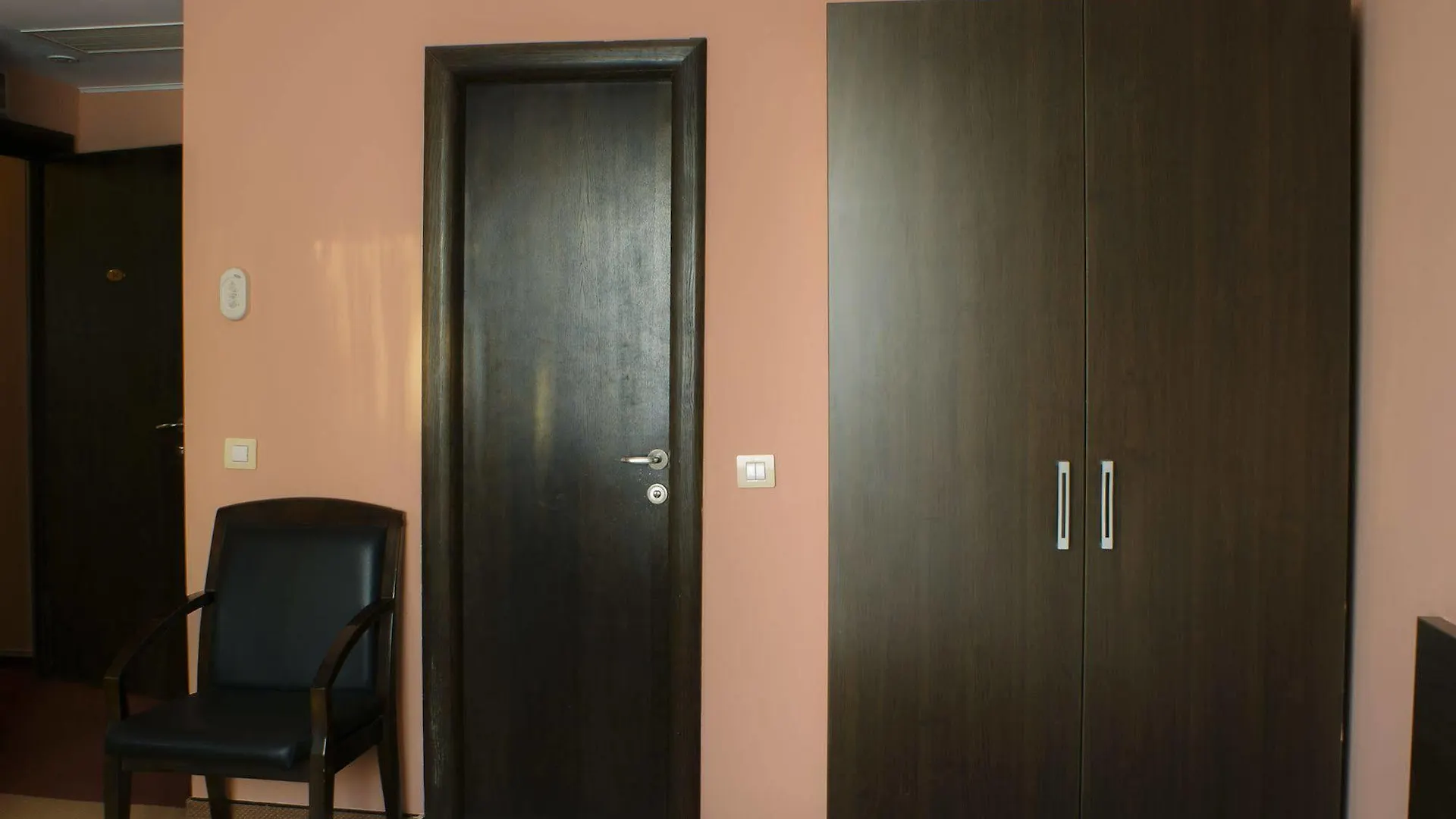 ***  Graffiti Hotel Бухарест Румыния